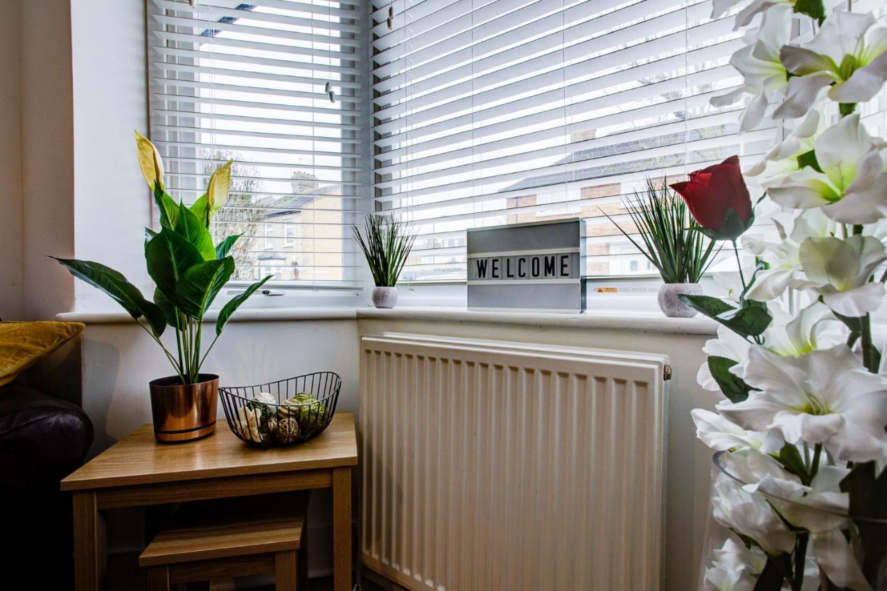 Statera Apartments - 2-Bed House In Stratford London Eksteriør billede
